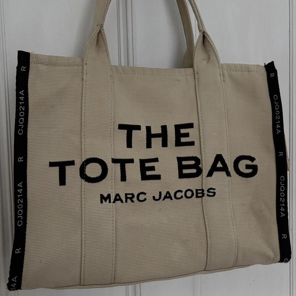 MARC JACOBS Jacquard Large Tote Bag in Beige
