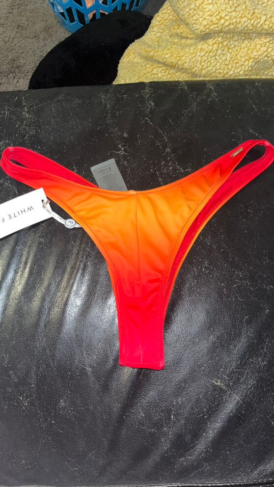 White Fox Sunset Ombre Bottoms Size L