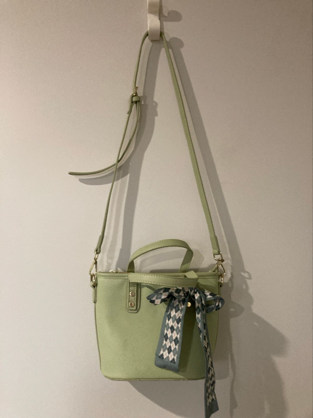 Light Green Bucket Bag With Scarf