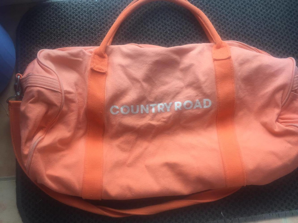 Aggregate more than 160 country road weekend bag best kidsdream.edu.vn