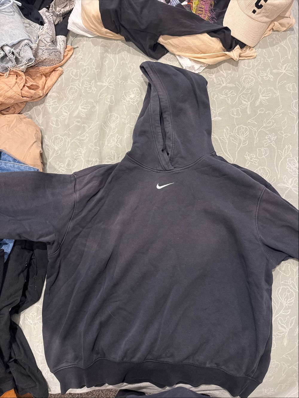 Nike Black Jumper Size M