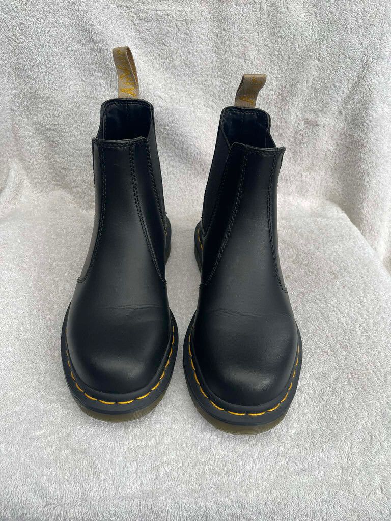 Dr. Martens Vegan Leather 2976 Chelsea Boots