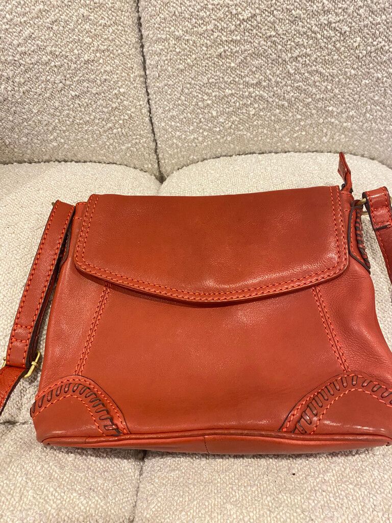 Isabella Anselmi Shoulder Bag
