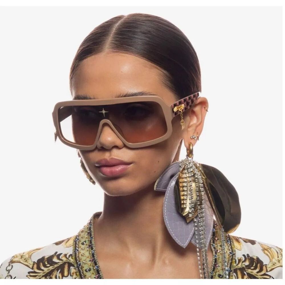 'No Photos Please' Putty (Beige) Sunglasses- Shield/Aviator/large- Sporty Luxe paparazzi Retro Biker Moto High Street