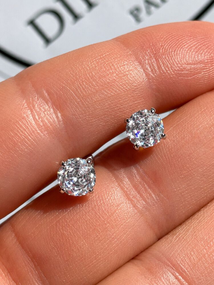 ✨ Princess-Cut Moissanite Style Stud Earrings ✨  RRP $139  The kind of earrings that make people stop and ask if they’re real diamonds. These ultra-sparkly princess-cut studs are crafted in genuine 925 sterling silver with a luxury high-reflection stone d