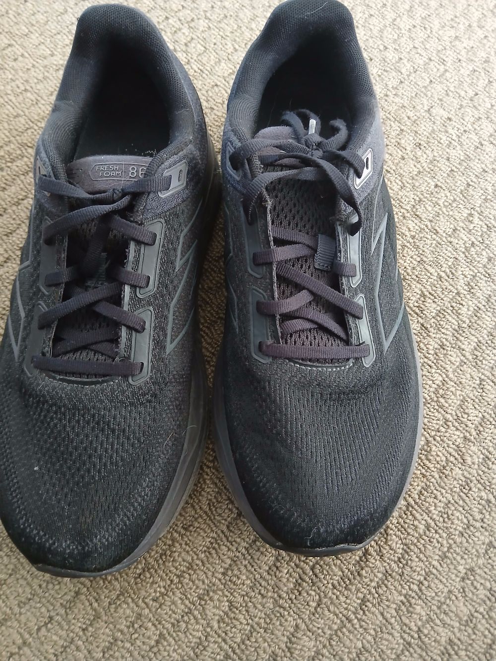 New Balance Black Fresh Foam 860 Sneakers
