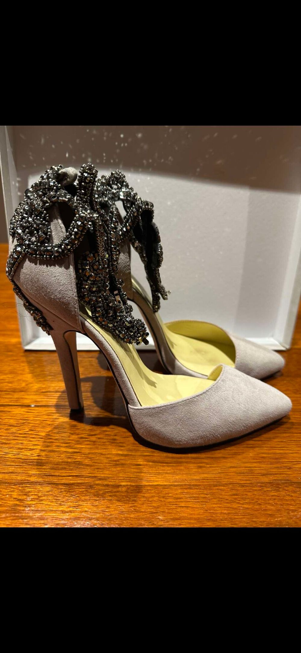 Aminah Abdul Jillil Heels Size 7
