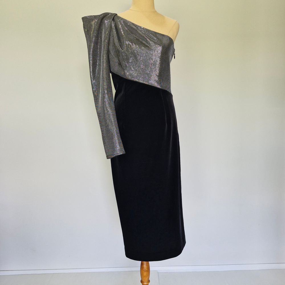 Sheike Dynasty Metallic Silver & Black Velvet Cocktail Dress Size 12