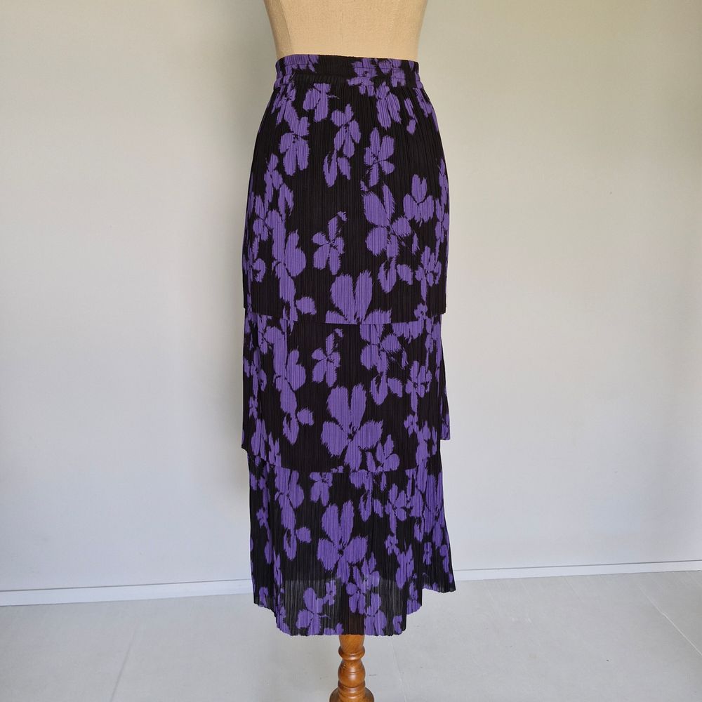Husk Black & Purple Floral Plisse Pleat Layered Elastic Waist Midi Skirt Size M