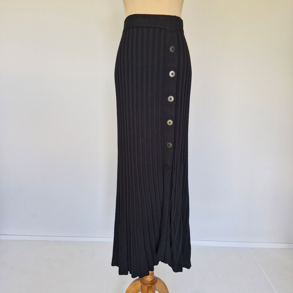 Veronika Maine Black Button Detail Ribbed Knit Elastic Waist Maxi Skirt Size M