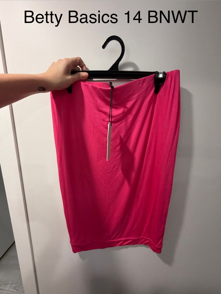 Betty Basics Pink Skirt