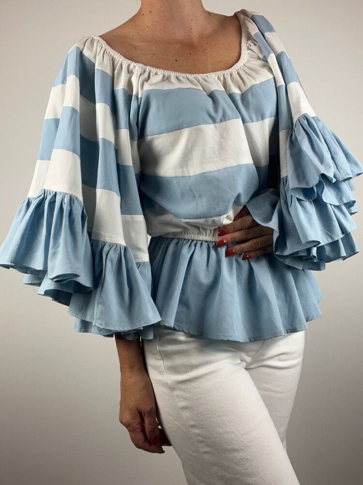 boohoo frill top