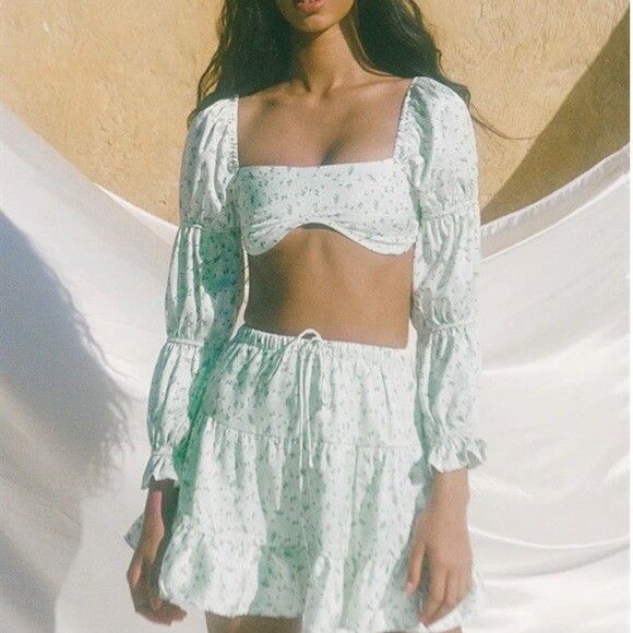 SABO SKIRT Silky Gemini Mint Floral Long Sleeve Crop Top NWT