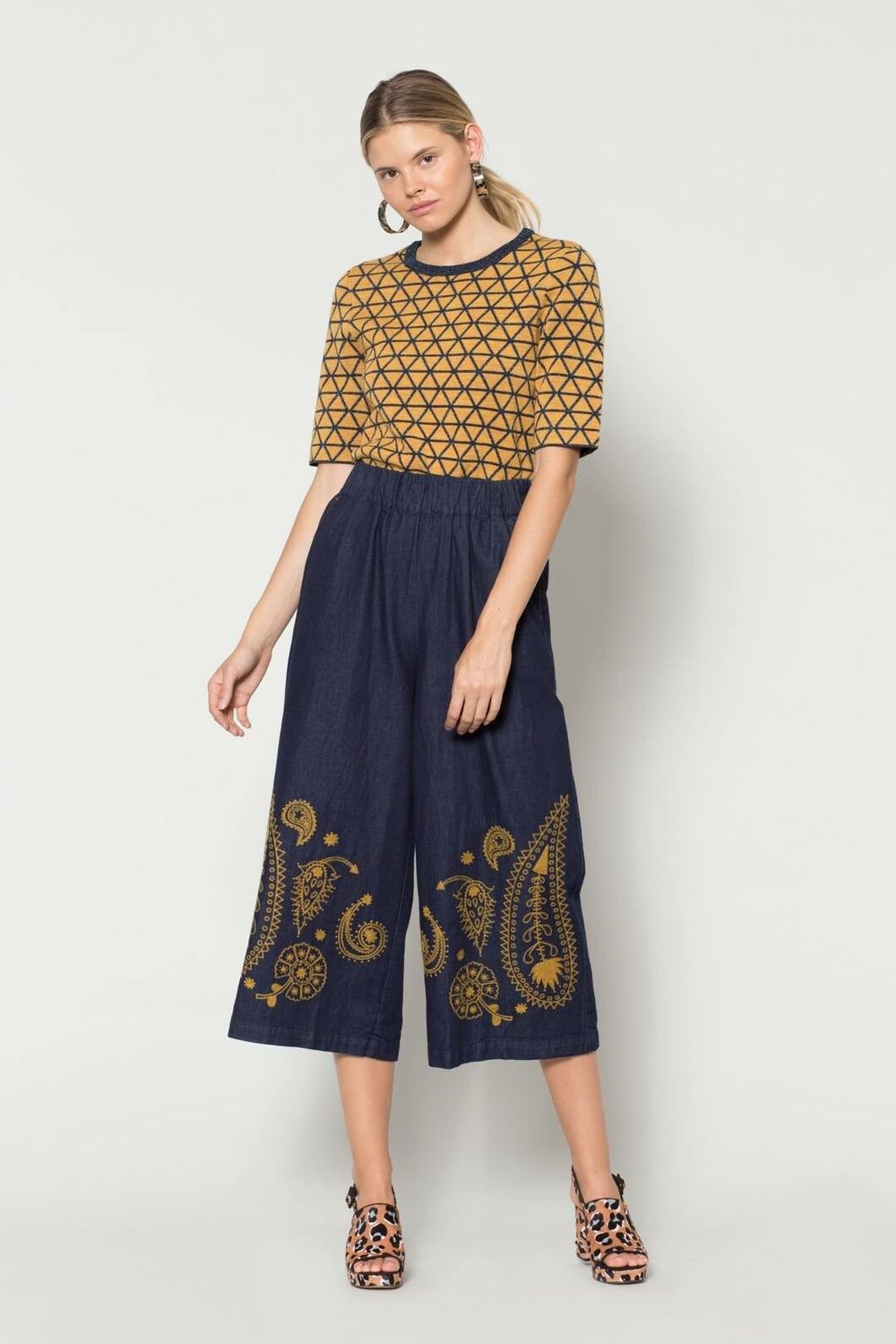 GORMAN Metallic Wool Geometric Crew Neck Knit Top