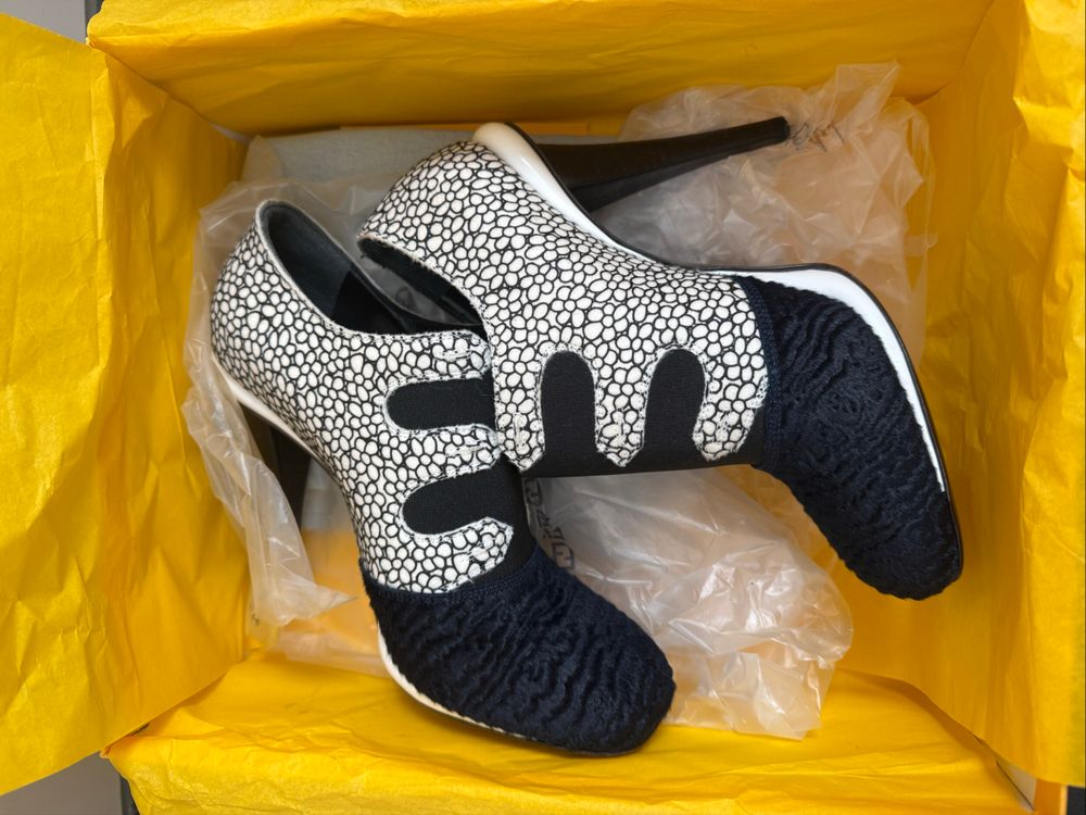 Fendi Black And White Patterned Heels