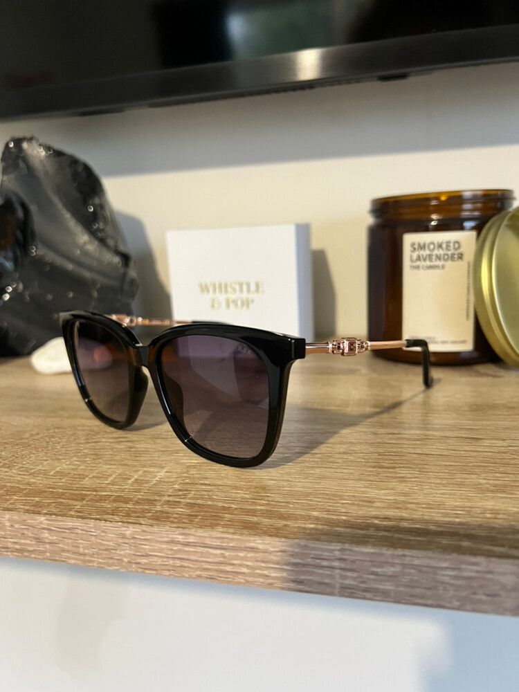 Guess GU7886  Black Sunglasses