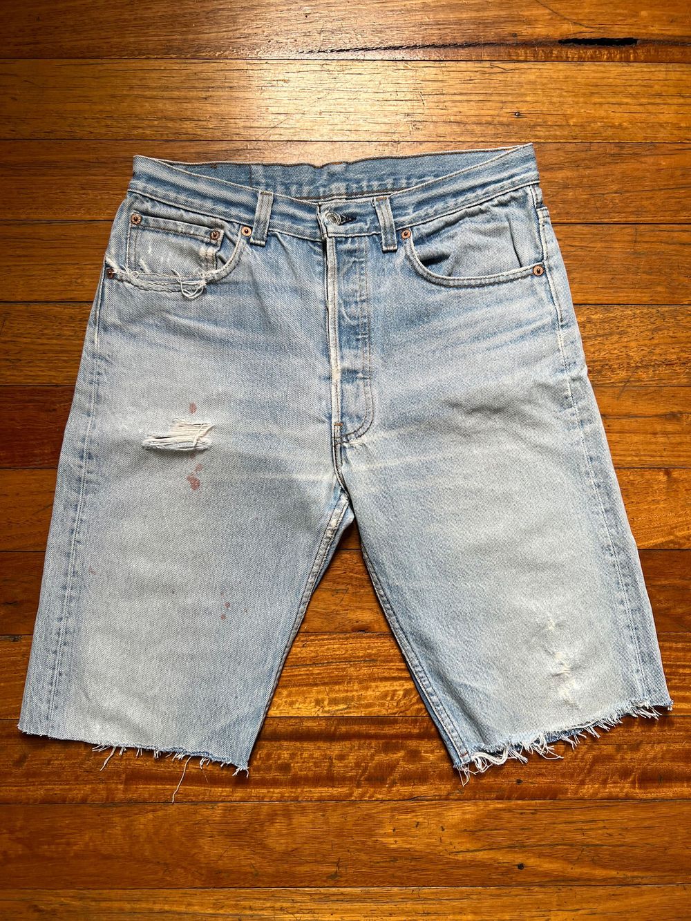 Vintage Levi's shorts raw hem