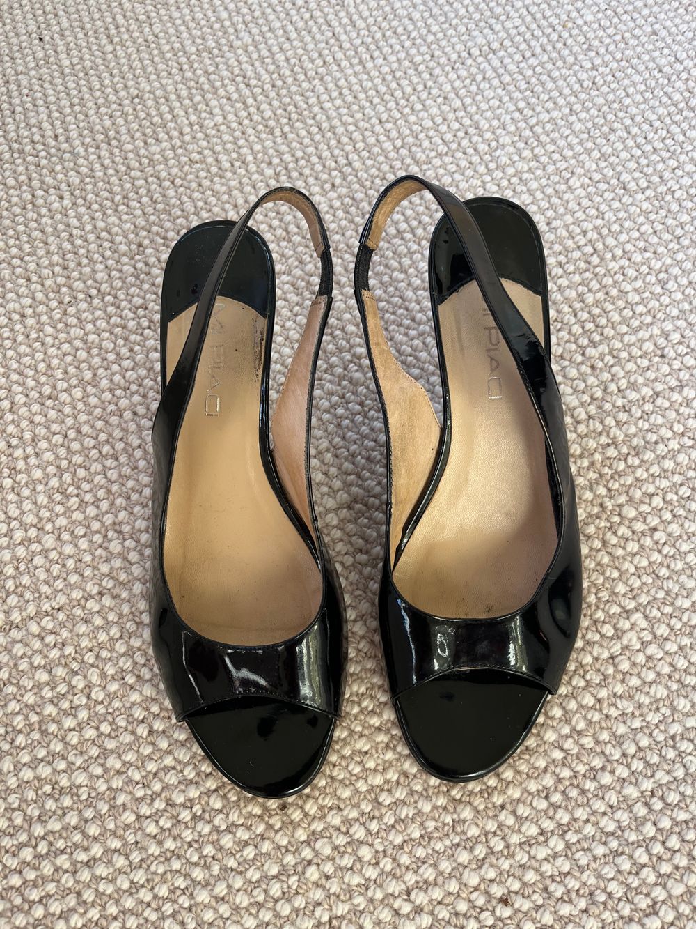 Mi Piaci open toe sandal