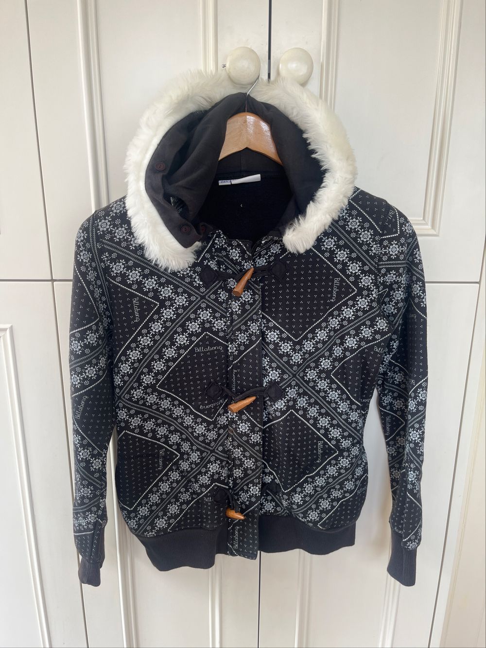 Billabong Hooded Jacket with Detachable Faux Fur