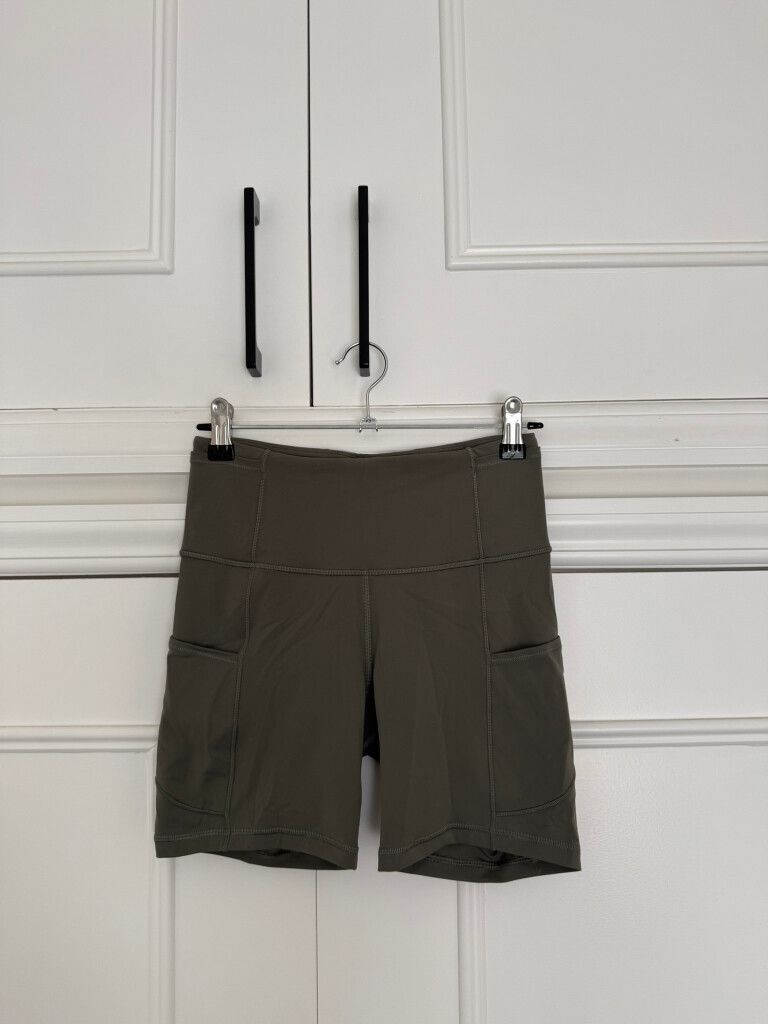 Lululemon Fast and Free High-Rise Short 6" 7 Pocket Shorts