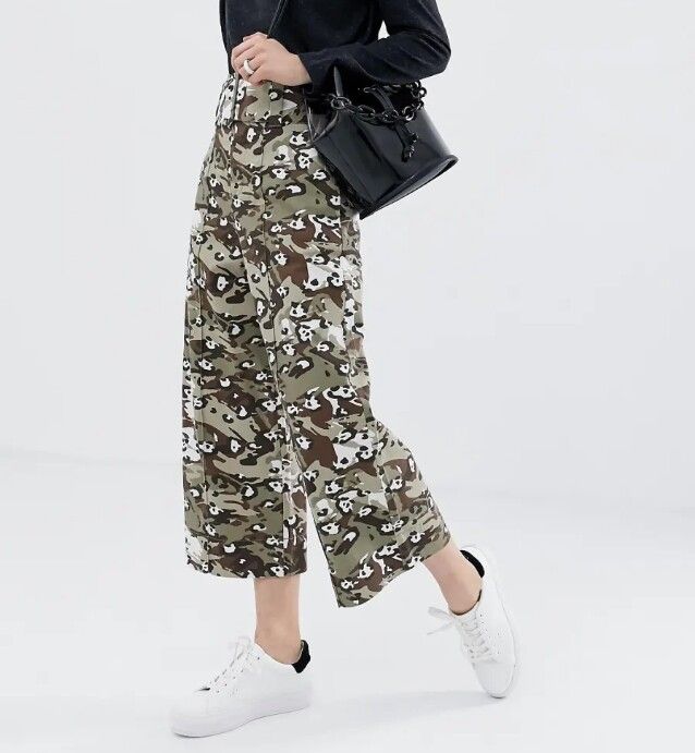 Camo crop culotte pants