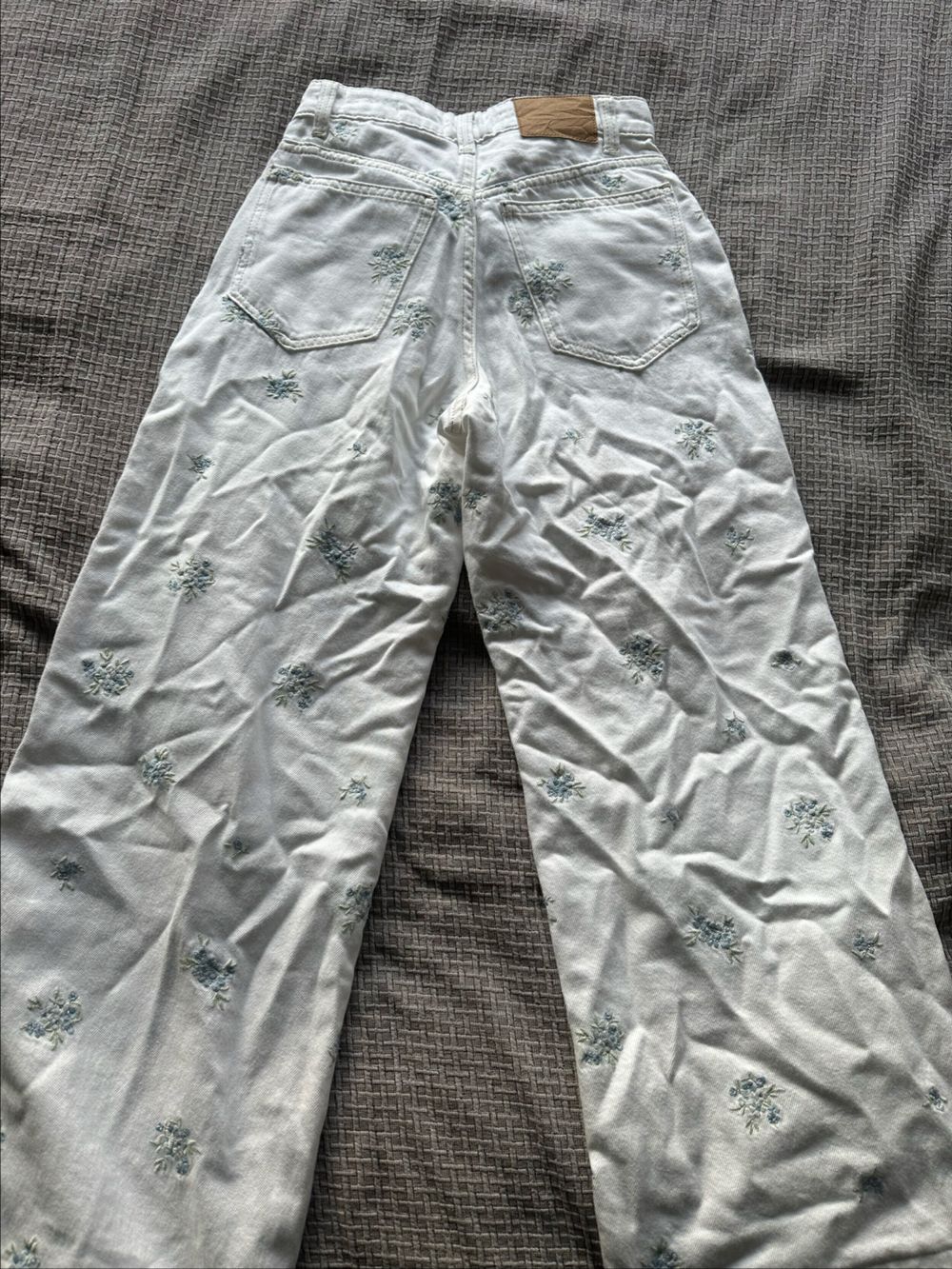 Cotton On White Floral Embroidered Jeans