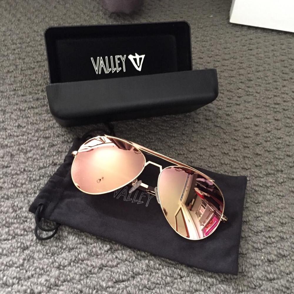 Valley Eyewear - Valley Eyewear Marshall Oversized Aviators  display picture 1