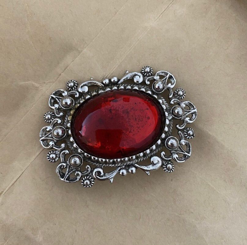 Brooch