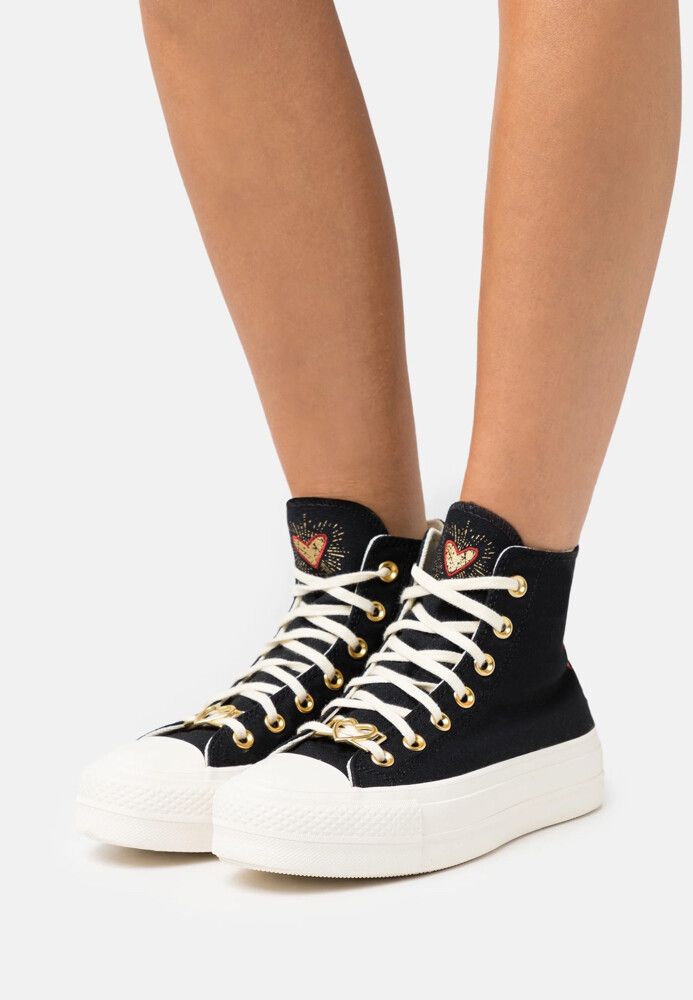 Converse Chuck Taylor All Star Lift Platform High Top – Valentine’s Day Edition (Black) Size 8