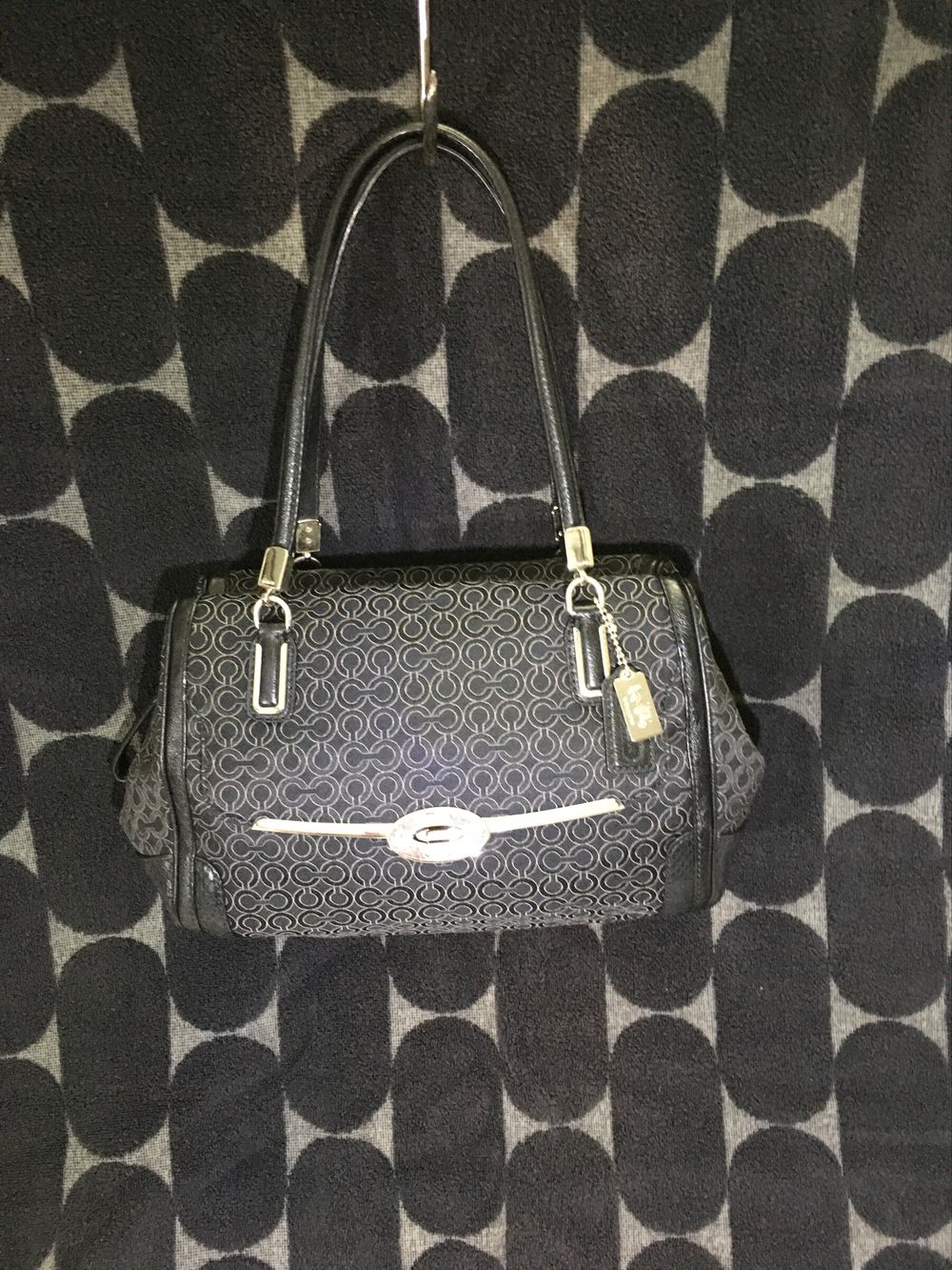 Authentic Coach Mono