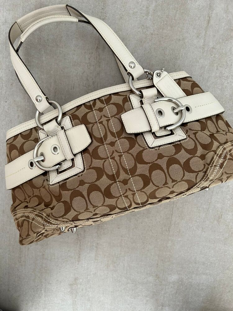 Authentic Coach Signature Canvas With White Leather Details Shoulder Bag