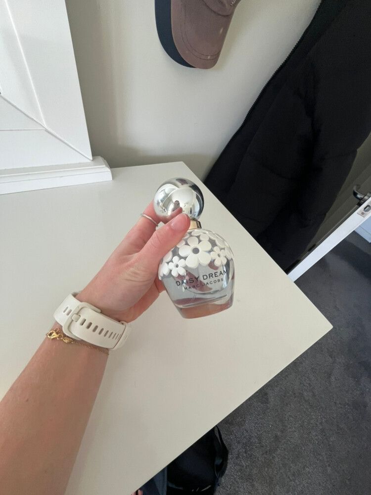 Marc Jacob’s daisy dream perfume
