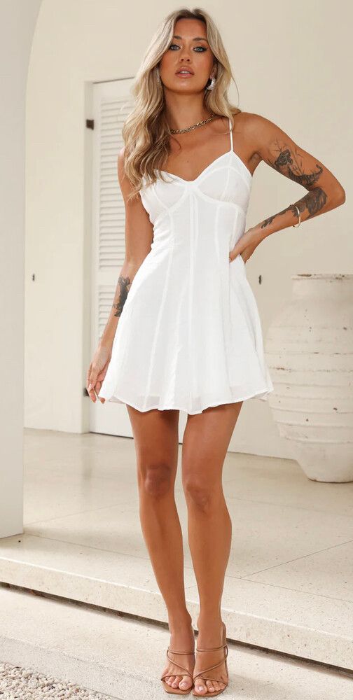 Hello Molly - Hello Molly | White Mini Dress | Size 8 on Designer Wardrobe Hello Molly - Hello Molly | White Mini Dress | Size 8 on Designer Wardrobe