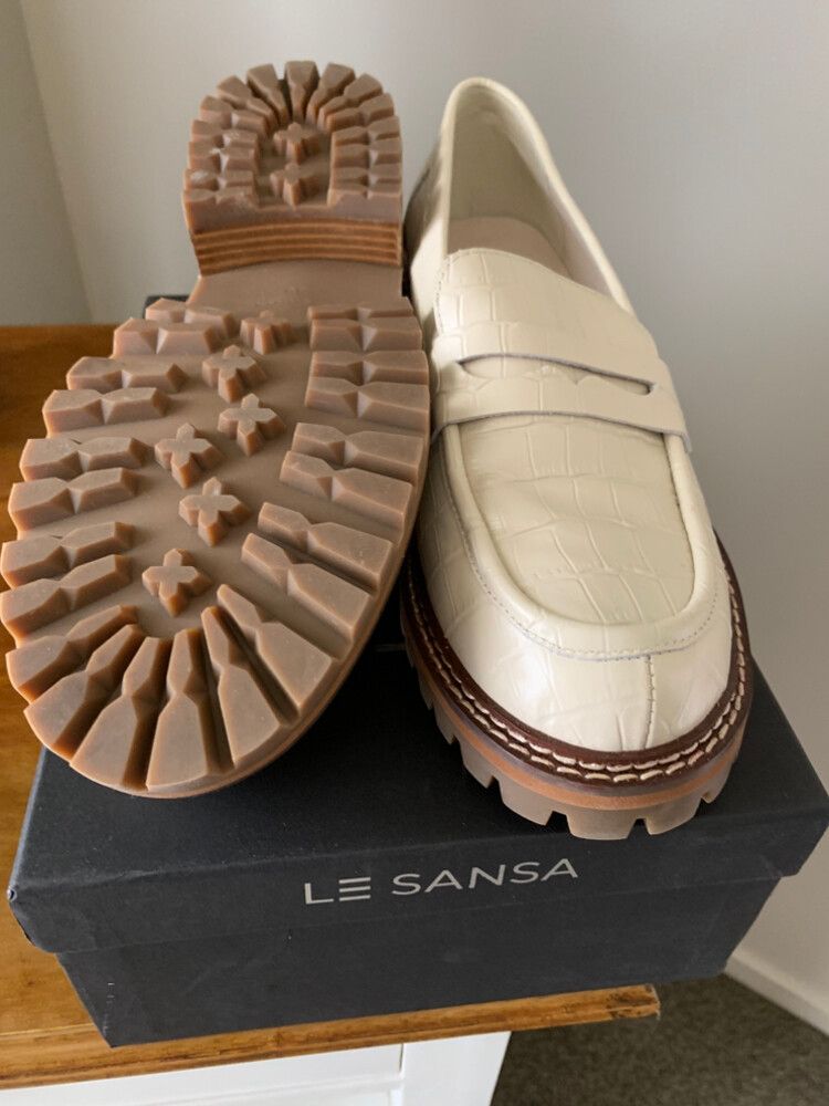 Le Sansa Zoey Bone Loafers