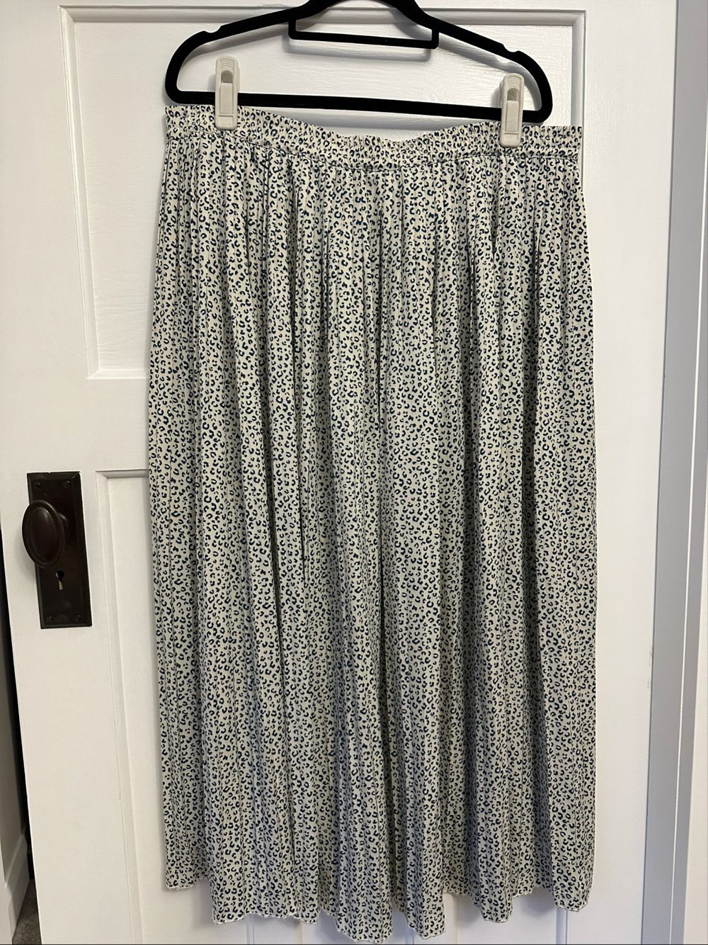 MAX Blue and Beige Leopard Print Midi Skirt