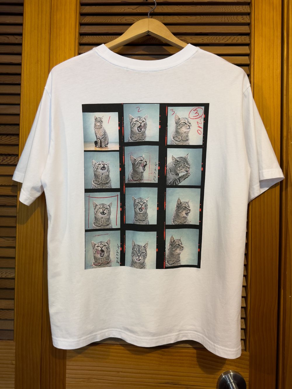 Uniqlo Walter Chandoha Cat T-Shirt Size XL