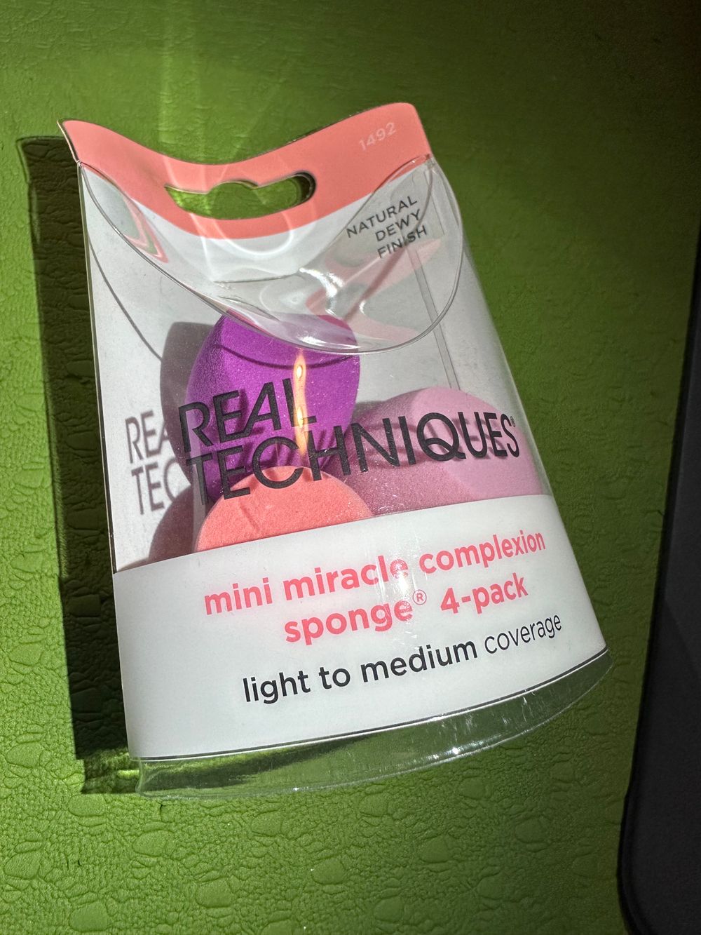 Real Techniques mini sponge 3pc