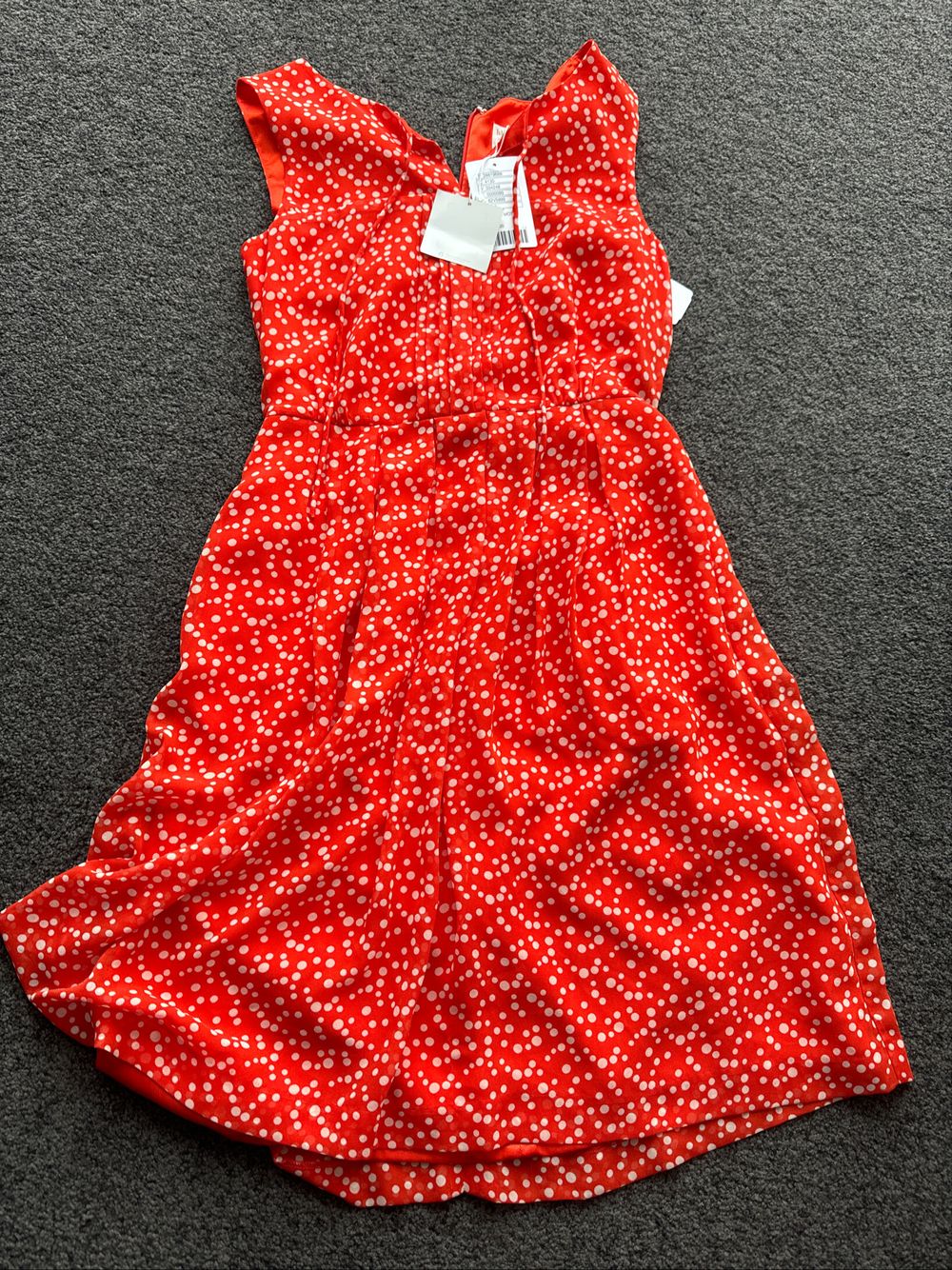 open lace back dress Second-Hand Hi There by Karen Walker Bright Red Florally Embossed Dress  Size 10 – SwapUp