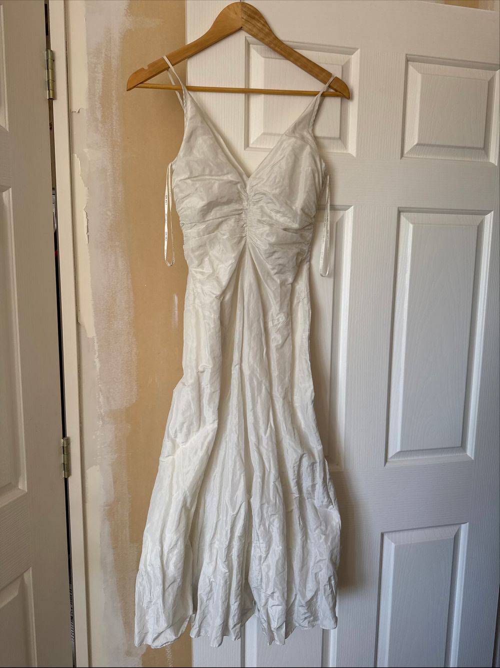 white christmas dresses Lisa Ho Designer Silk Dress - Size 8 | Elegant Black Formal Dress main image 1