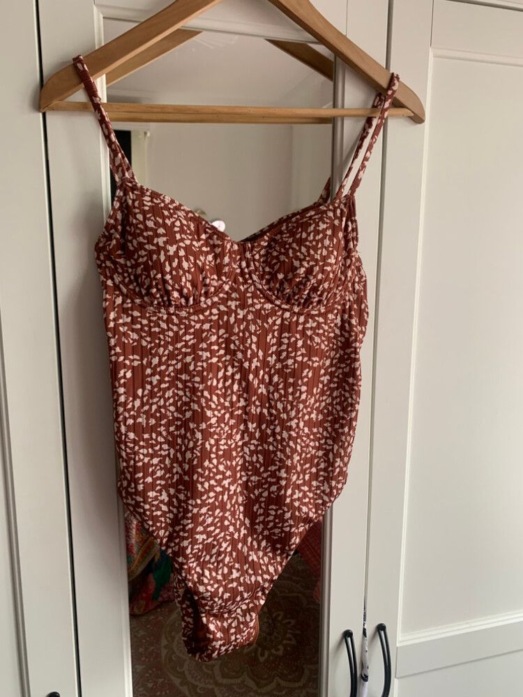 Roxy Brown Floral One Piece Swimsuit Size M NEW