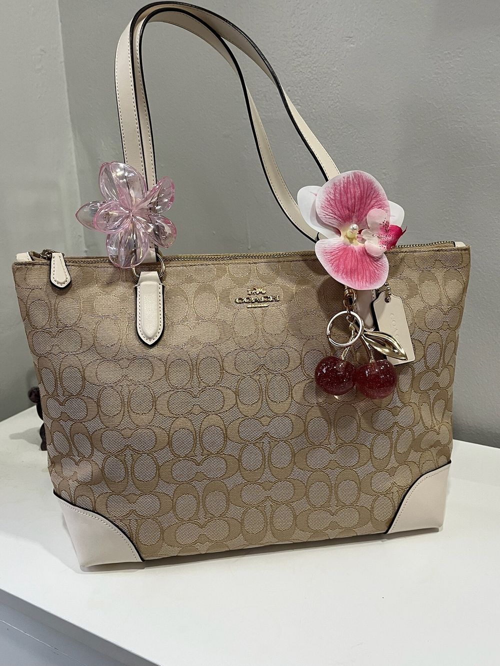 Authentic COACH Signature Jacquard Zip Tote Bag