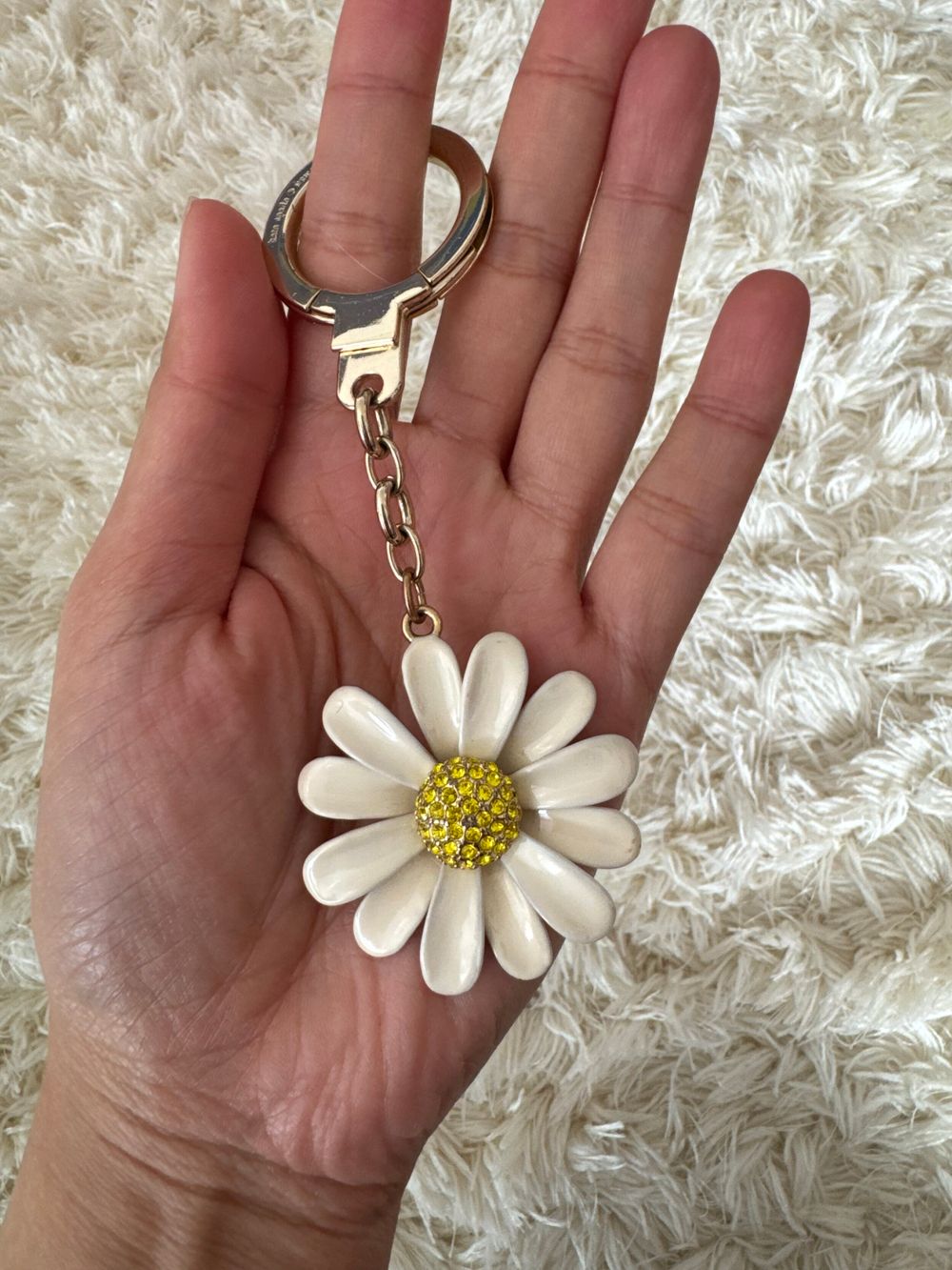 Authentic Kate Spade Rose White Enamel Daisy Flower Keychain Bag Charm