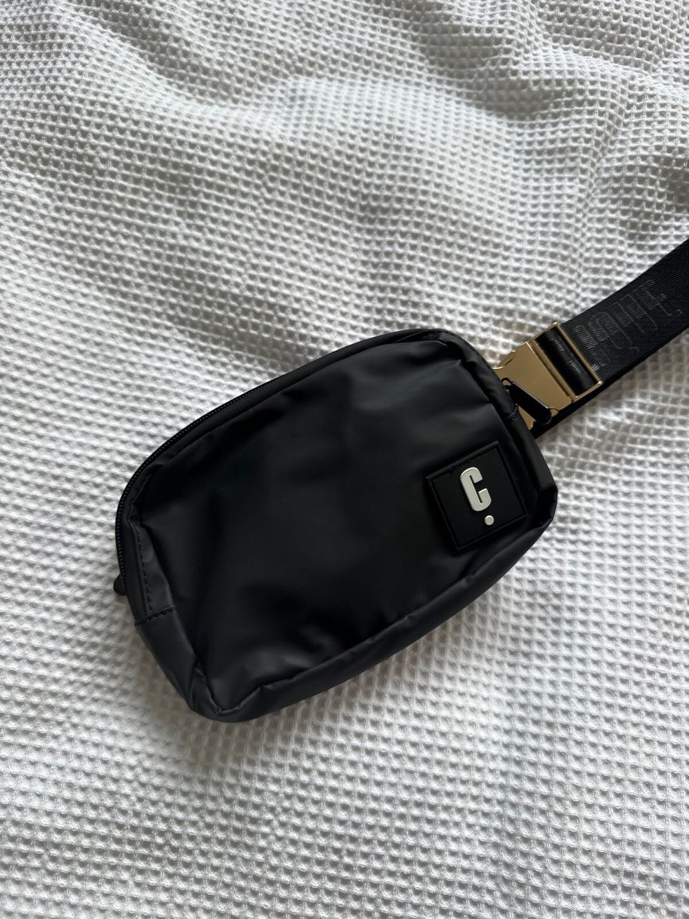 CLIQUE Belt Bag