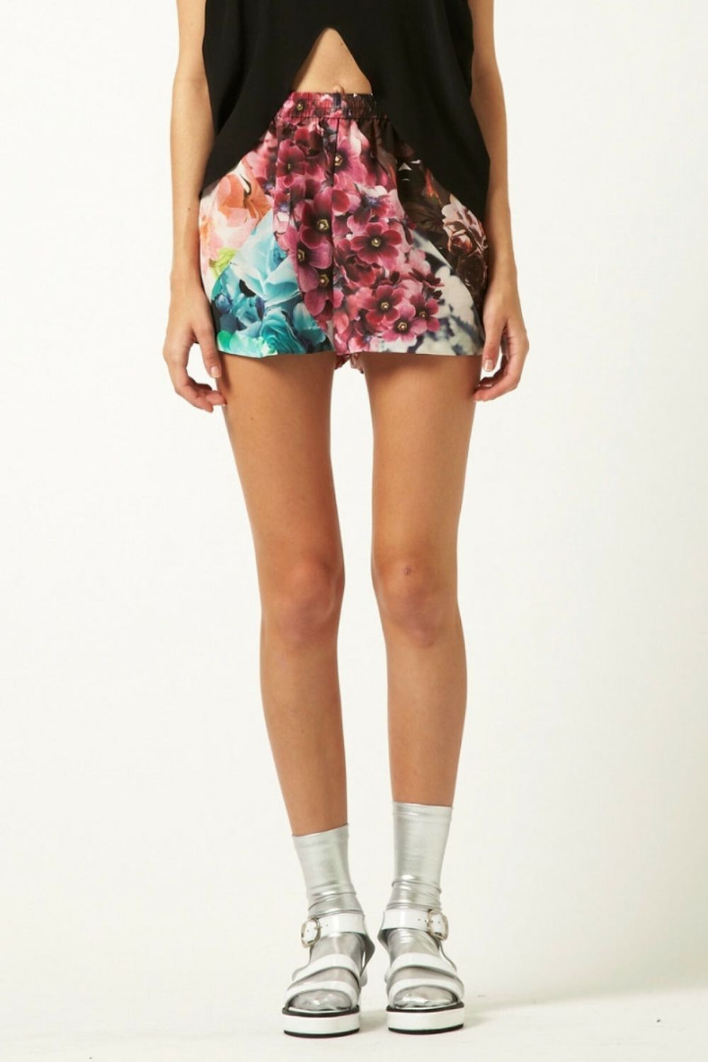 Flowerbomb Shakuhachi Shorts on Designer Wardrobe