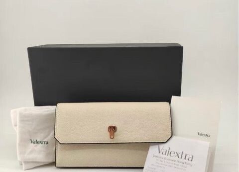 Brand New Authentic VALEXTRA Pergamena White Brera Purse