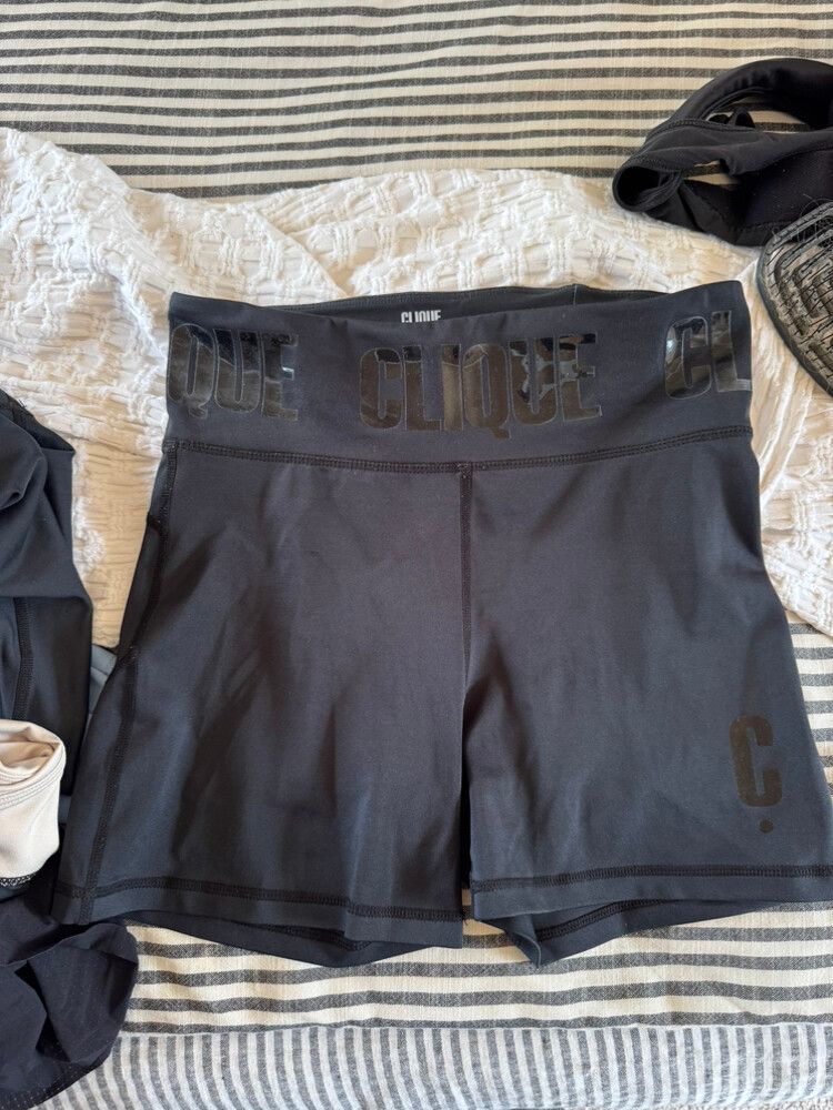 Clique Shortie Shorts
