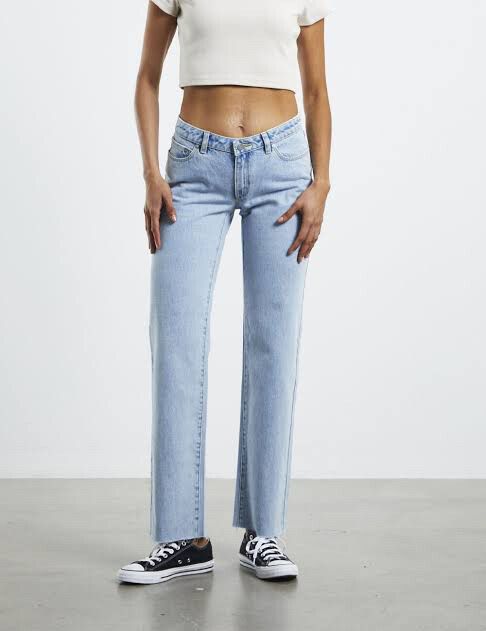 abrand low waisted jeans