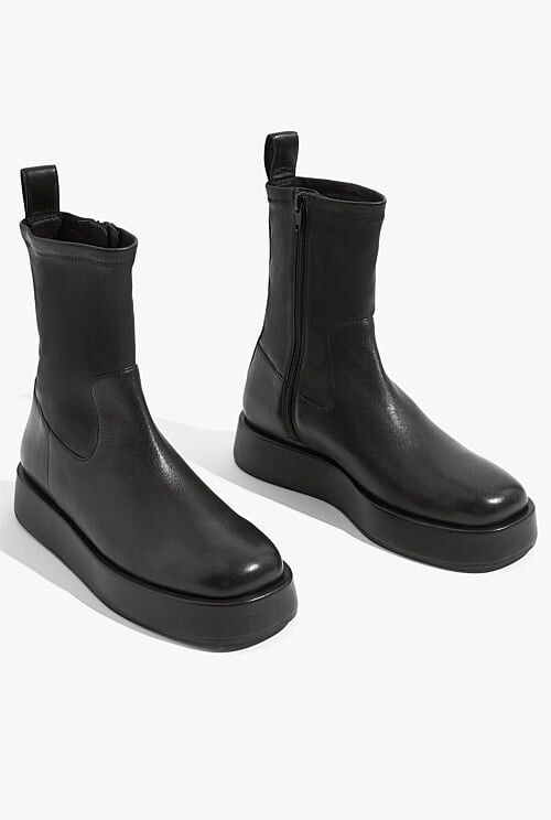Country Road Jordan Boot Black Leather Size 36