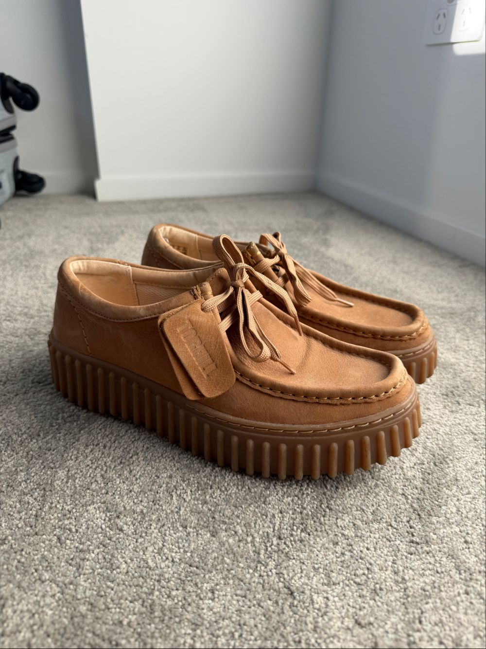 Torhill Clarks