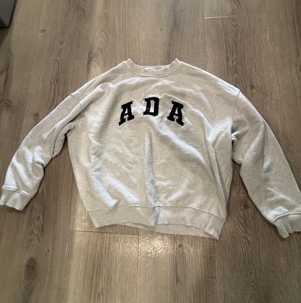 Adanola grey crewneck